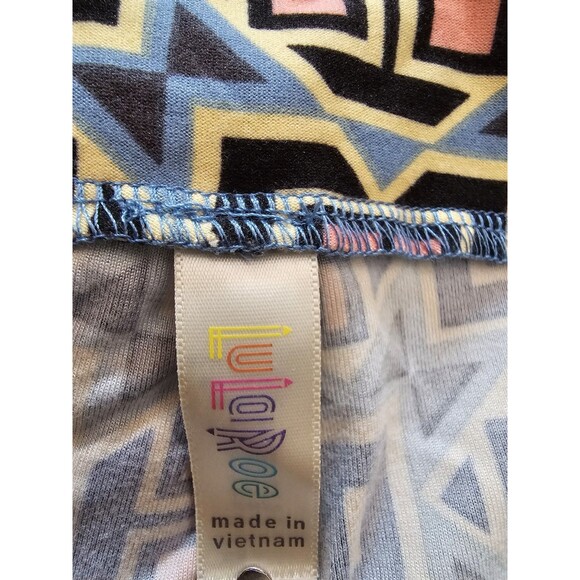 LuLaRoe Leggings Tall & Curvy Geometric Print Blue Pink Yellow Soft Stretch Pant - Picture 6 of 8